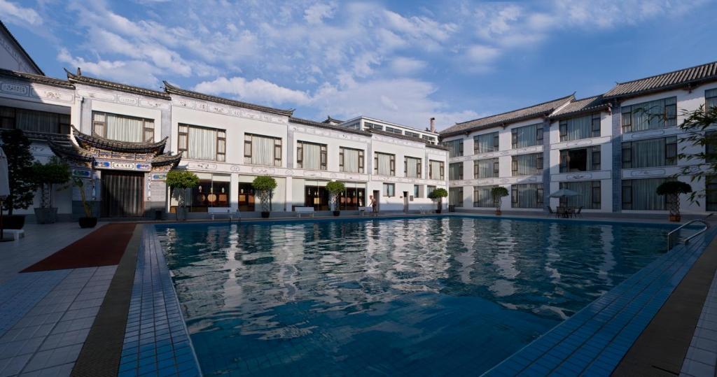 Regent Hotel Далі Екстер'єр фото
