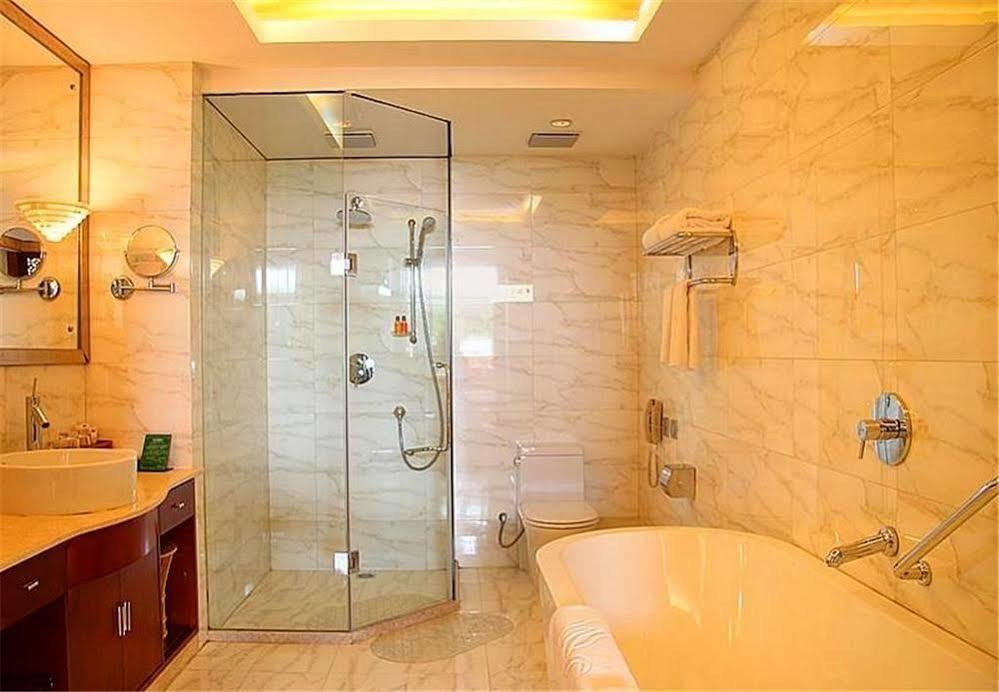 Regent Hotel Далі Екстер'єр фото