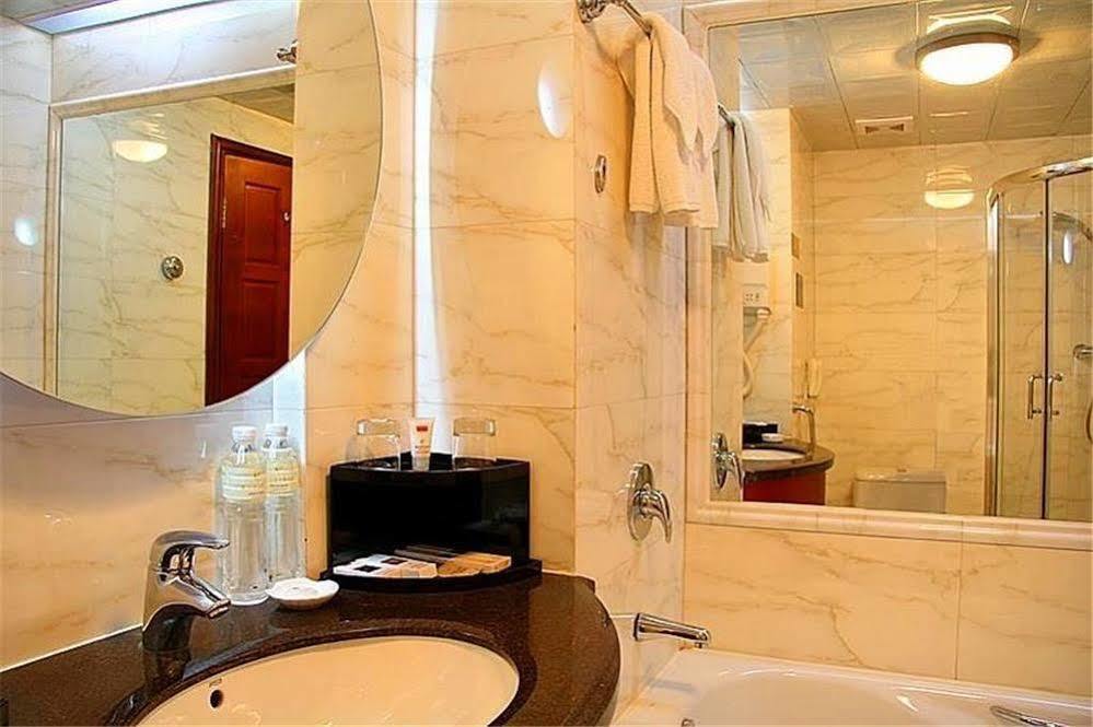 Regent Hotel Далі Екстер'єр фото